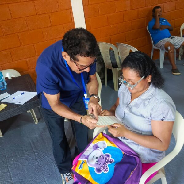 FOTO OK Cesar Domínguez optometrista